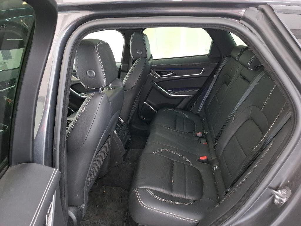 
								JAGUAR F-PACE / 5P / SUV P400e PHEV BVA 4×4 R-Dynamic SE full									