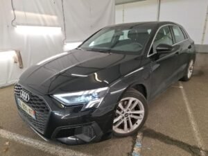 AUDI A3 Sportback 40 TFSI e 204 S Tronic Business Line