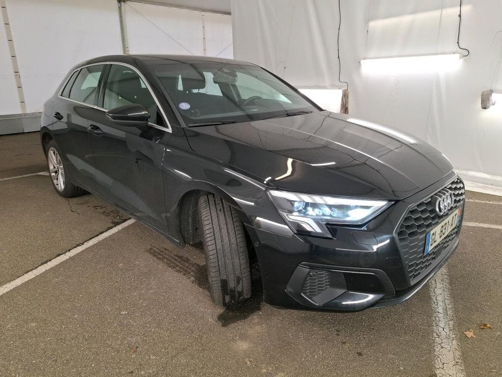 
								AUDI A3 Sportback 40 TFSI e 204 S Tronic Business Line full									