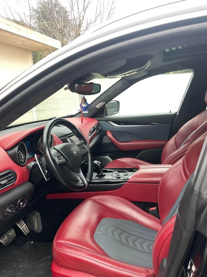 
								Maserati levante full									