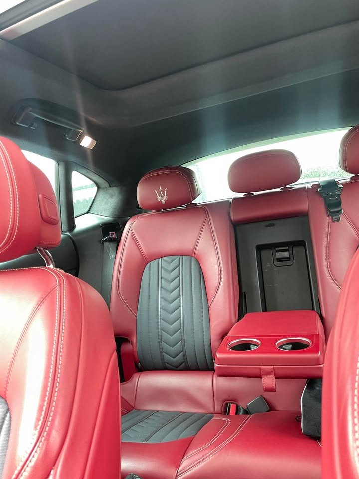 
								Maserati levante full									