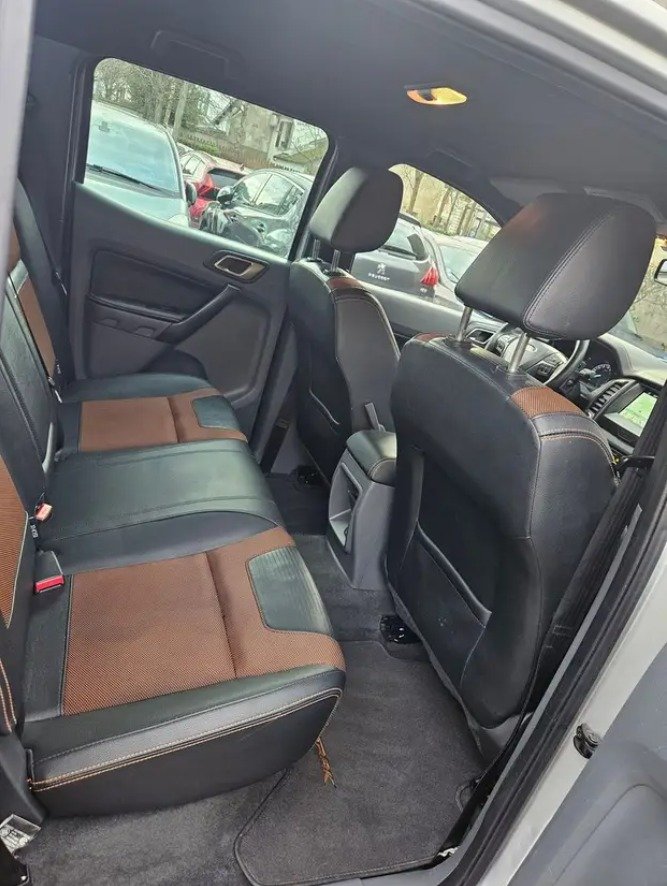 
								FORD RANGER III 3.2 TDCI 200 AUTO DOUBLE CAB WILDTRAK full									