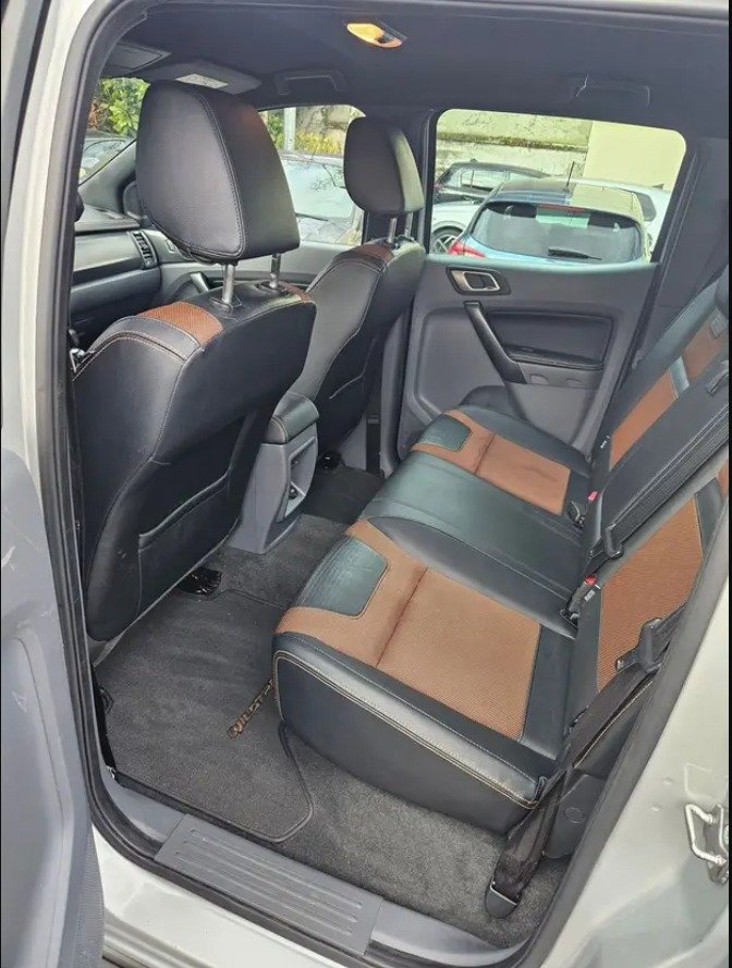 
								FORD RANGER III 3.2 TDCI 200 AUTO DOUBLE CAB WILDTRAK full									