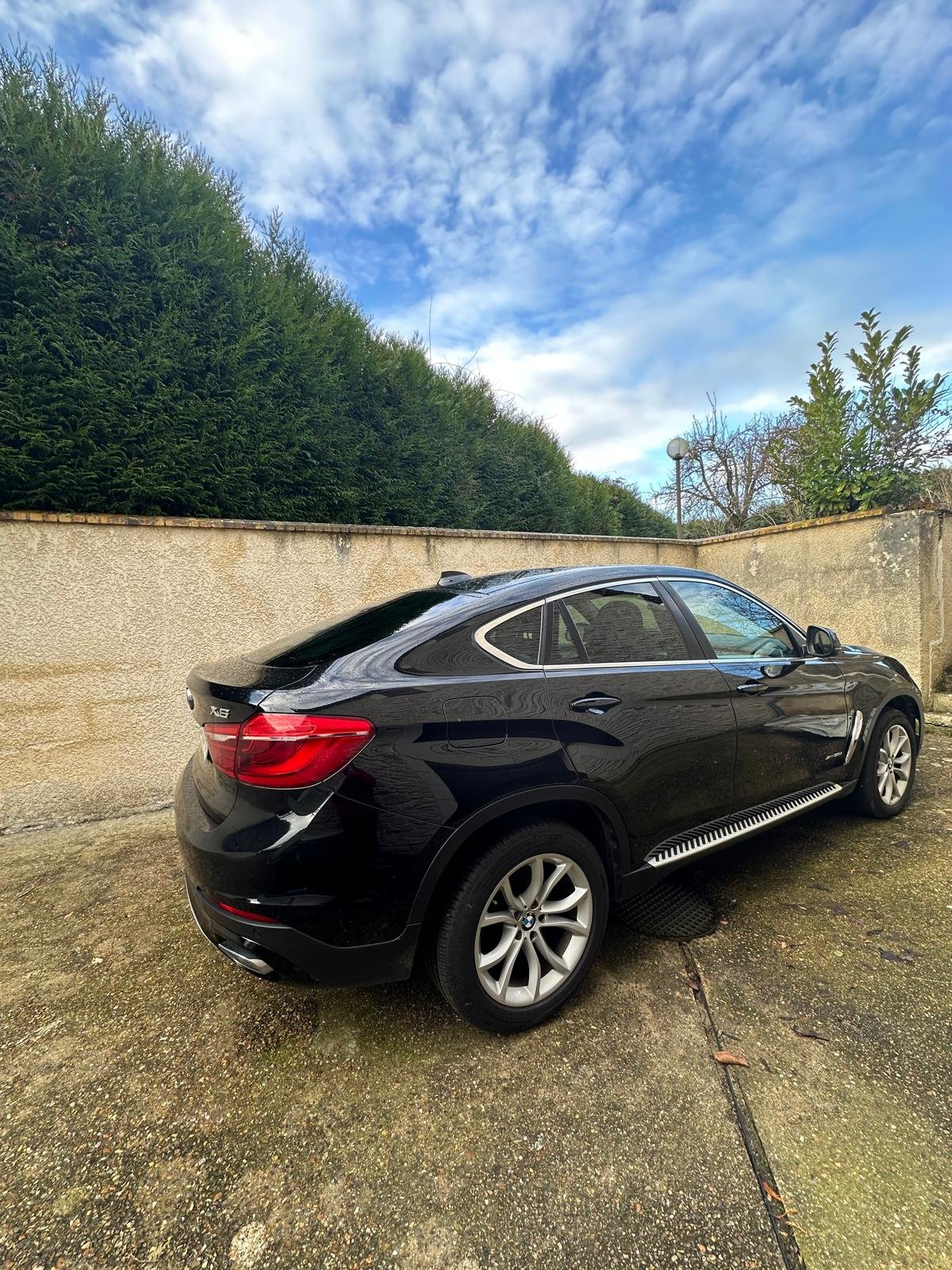 
								BMW X6 xDrive 30dA 258ch M Sport  Place 5  Euro 6 full									